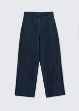 Load image into Gallery viewer, Straight Jeans, Indigo
