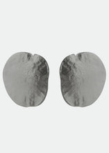 Load image into Gallery viewer, Nutshell Earrings, Silver
