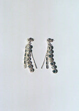 Load image into Gallery viewer, Garbe Earrings, Silver
