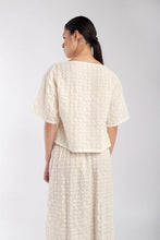 Load image into Gallery viewer, Georgia Tee, Cream
