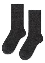Load image into Gallery viewer, Italia Cashmere Cozy Rib Crew, Charcoal
