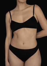 Load image into Gallery viewer, Recline Bra, Black
