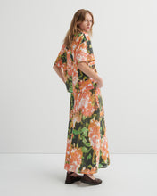 Load image into Gallery viewer, Montage Tee, Flower Book
