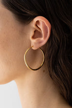 Load image into Gallery viewer, Momento Large Hoops, 14k Gold Vermeil
